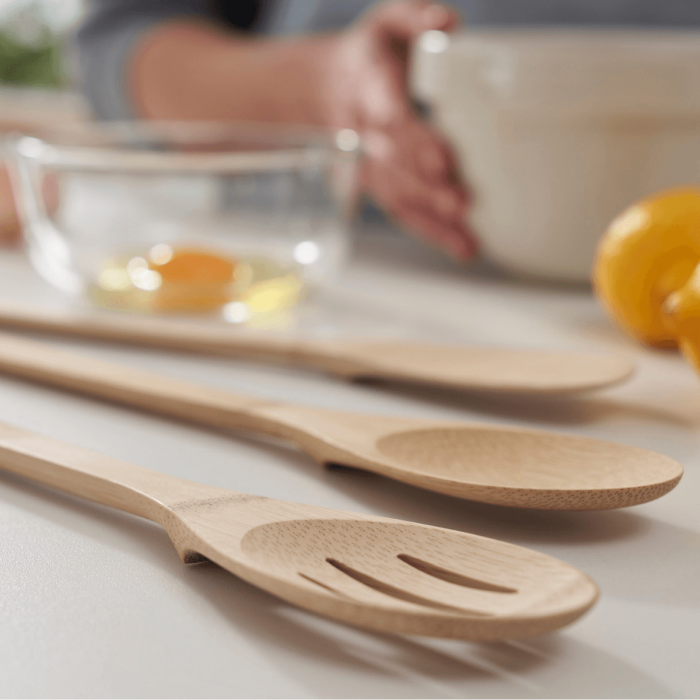 052800 052900 053200 GIAR Trio on counter bambu