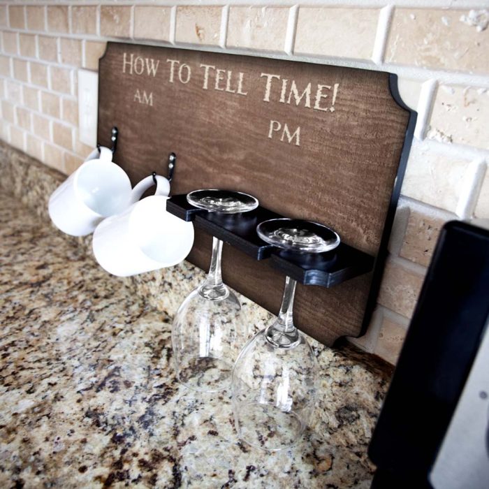 how to tell time coffee tea wine cup holder sign rack rustic black