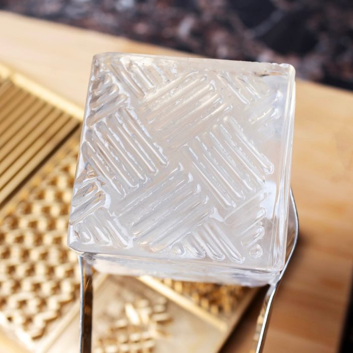 ice mold tray with 5 designs brass sceen2copy